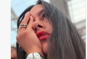 不開心！巴拉圭完敗，“巴拉圭乳神”曬捂眼自拍照：
