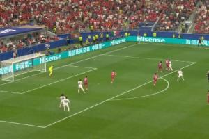 亞馬爾再次1v1門德斯失敗，左晃右突被斷球！隨后反搶犯規！